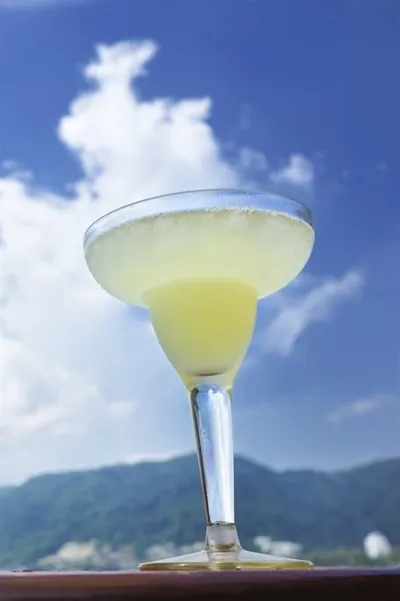 Коктейль из винограда и сельдерея