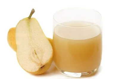 Сок из груши с корицей