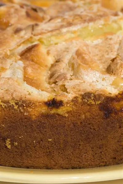 Пирог с корицей и тростниковым сахаром