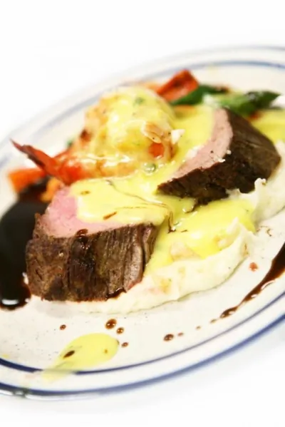 Серф-энд-терф с лимонно-горчичным соусом