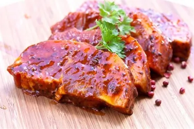 Свиное филе под перечным соусом