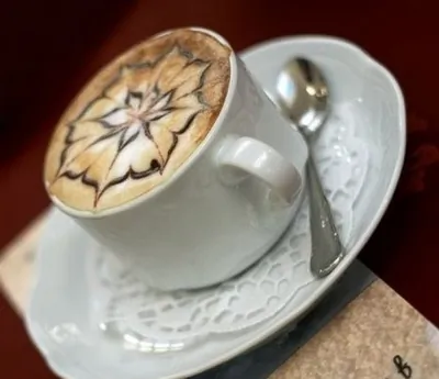 Кофейный напиток с яблочным соком