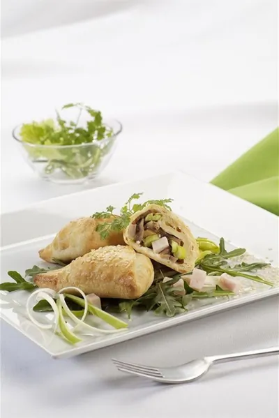 Рулеты куриные, фаршированные грибами