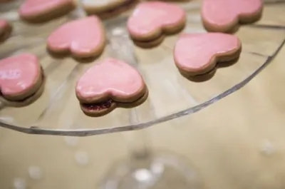 Глазированные малиновые сердца