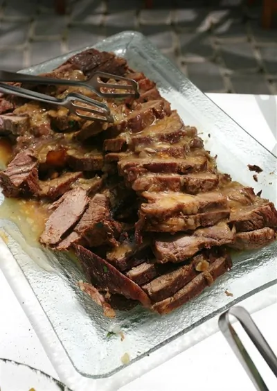 Говяжьи миньоны с горчичным соусом