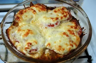 Мясо под сырно-майонезной шубой