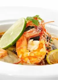 Солянка с креветками