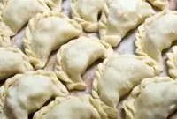 Вареники с черносливом и творогом