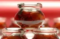 Абрикосы в бренди