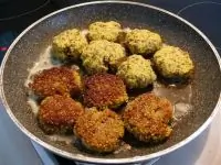 Котлеты пшенные с морковью