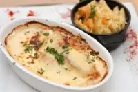 Курица со сливками и авокадо