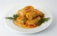 Фаршированные капустные листья