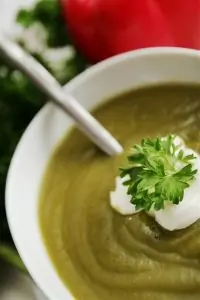 Суп с брокколи и кешью