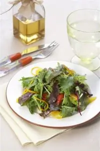 Салат с фруктами