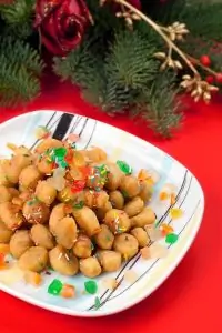 Рождественские струфолли с лимоном