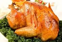 Сладкая индейка по севильски с орехами и финиками