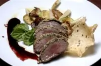 Ягненок с мятным песто