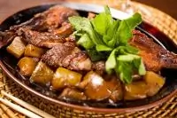 Утка с курицей, запеченные в духовке