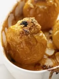 Фаршированные яблоки, запеченые в сидре