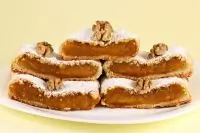 Тыквенный пирог с корочкой из грецких орехов и коричневого сахара