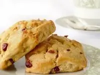 Мексиканские фисташковые пряники с вишней