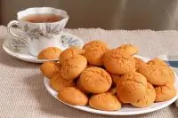 Печенье амаретти с вишней