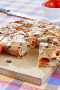 Слоеный рулет со сладким перцем