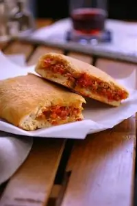 Пирог с помидорами