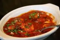 Закуска из креветок, томата и водки