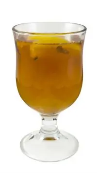 Цитрусовый грог с черным перцем и гвоздикой