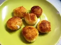 Жареные шарики из моцареллы