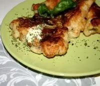 Жареный сыр в сметанном кляре