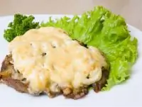 Мясо по французски с сыром