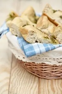 Хрустящие лепешки с розмарином