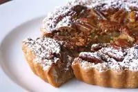Пирог с орехами пекан и кленовым сиропом