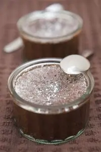 Кофейное суфле с соусом мокко