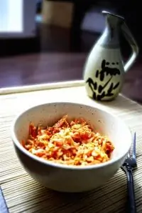 Морковный салат с крабовыми палочками