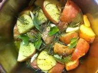 Литовская рождественская картошка в белом вине