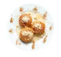 Пироги с ягодным фаршем с маслом из бренди