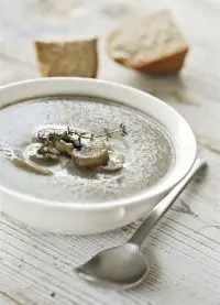 Суп с дикими грибами и тимьяном