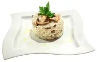 Грибной салат с ананасами