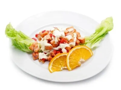 Салат из курицы с фруктами