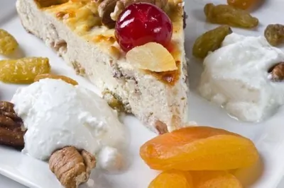 Сливочная пасха с орехами, цукатами и цедрой