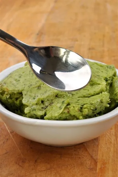 Песто из черемши и кедровых орешков