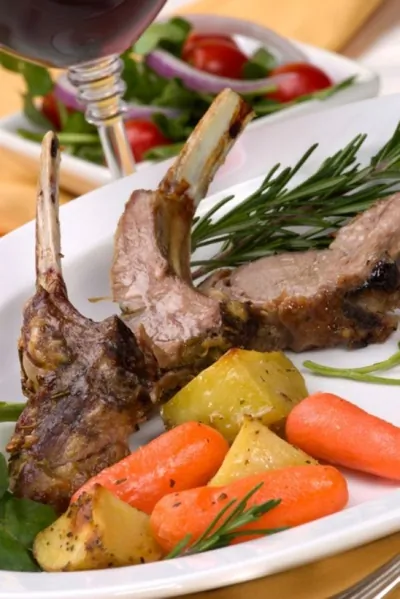 Говяжьи ребра с розмарином