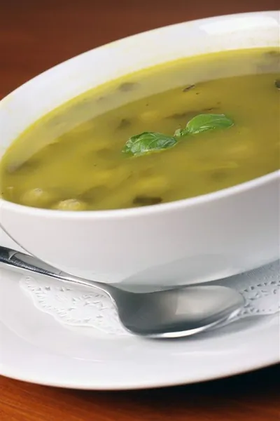 Запеченые фаршированные помидоры с козьим сыром и перепелиными яйцами