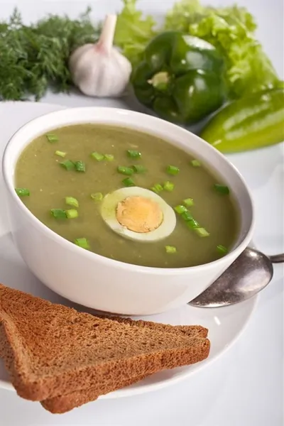 Венгерский суп-пюре из шпината со сливками