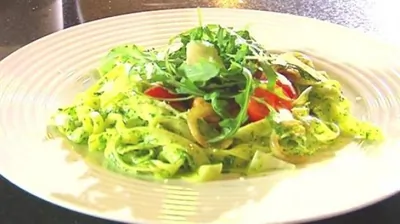 Таглиотели с руккольным песто