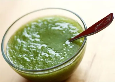 Зеленый сельдерейный суп-пюре