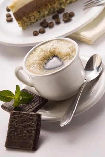 Горячий кофейный флип с мятой